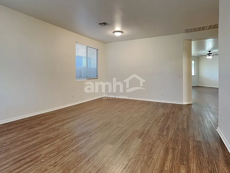 17578 W Ironwood St — Photo 8