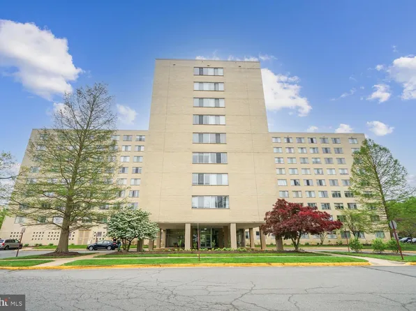 6641 Wakefield Dr APT 720, Alexandria, VA 22307