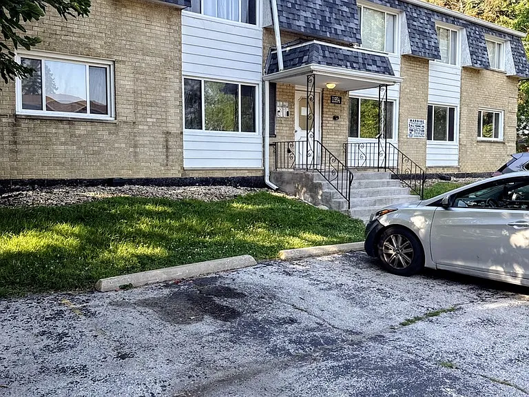 11954 S Kildare Ave #1E — Photo 1
