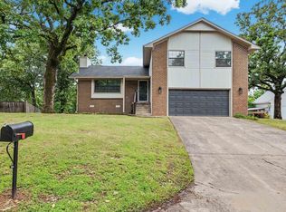 183 Sunset Dr, North Little Rock, AR 72118