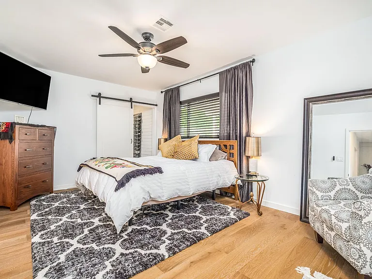 4344 E Clarendon Ave — Photo 26
