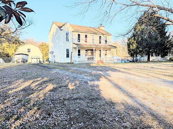 2nd image of 6643 Holly Springs Dr