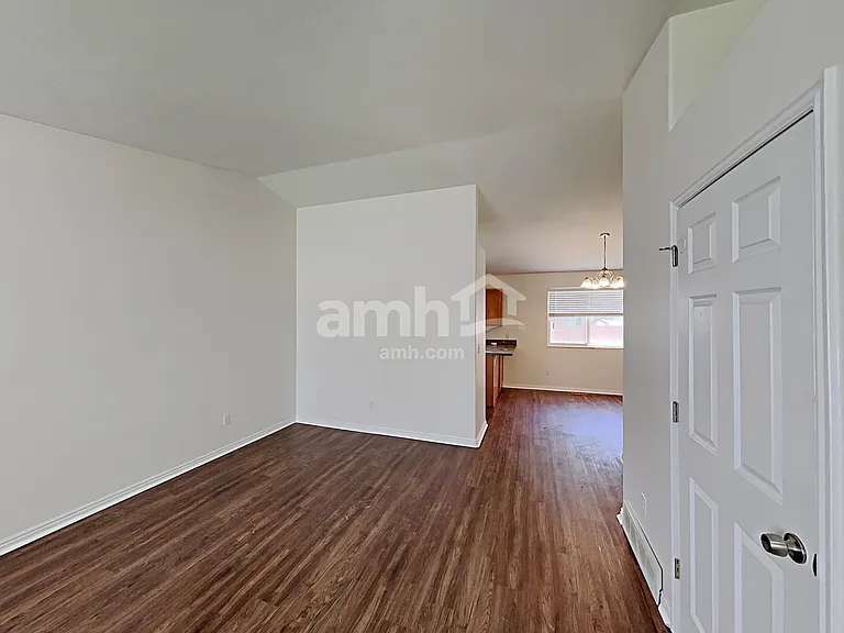 8766 S Pebble Crest Way — Photo 7