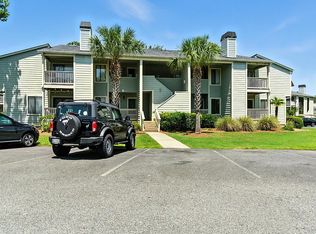 1481 Center Street Ext APT 302, Mount Pleasant, SC 29464