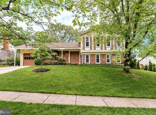 7003 Kingfisher Ln, Lanham, MD 20706
