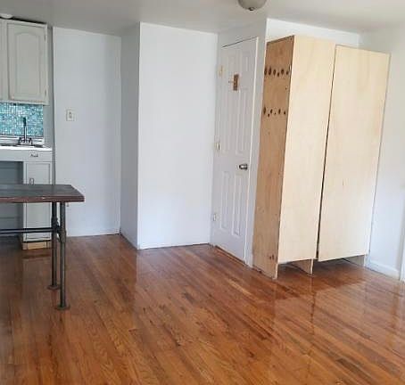 5th image of 218A Spencer St #1F
