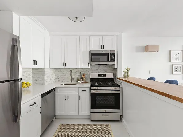 301 Cathedral Pkwy #1C, New York, NY 10026