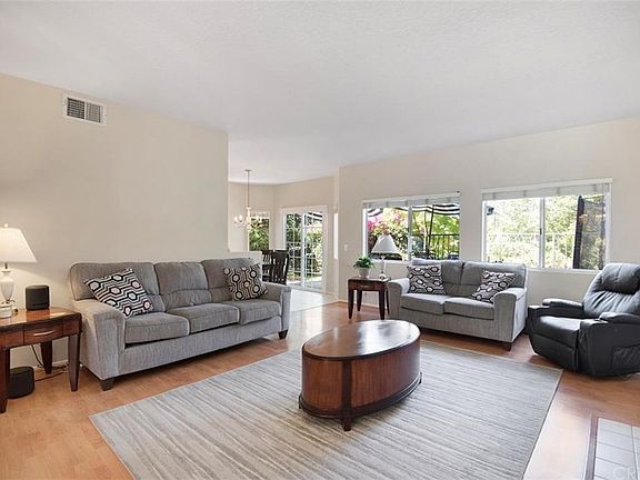 2nd image of 28437 Evergreen Ln