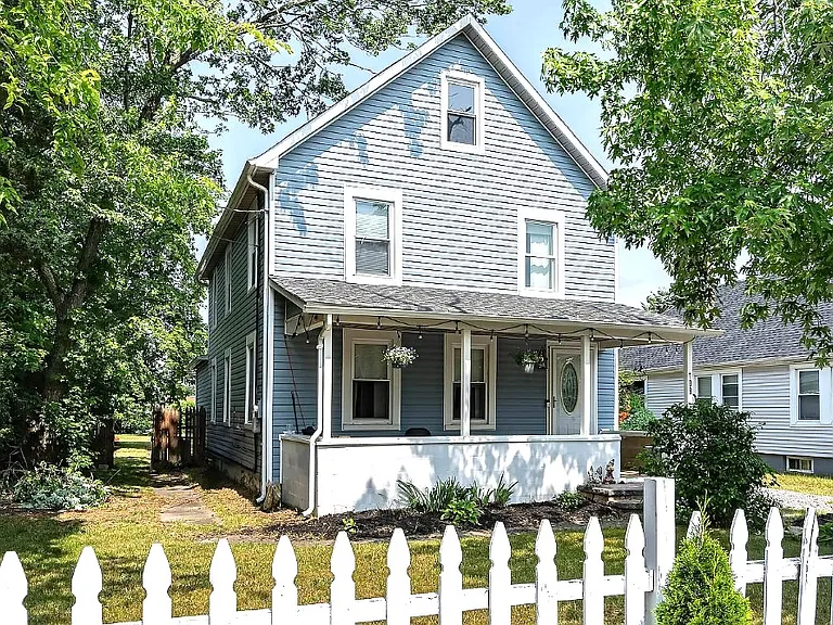 109 S Main St — Photo 1