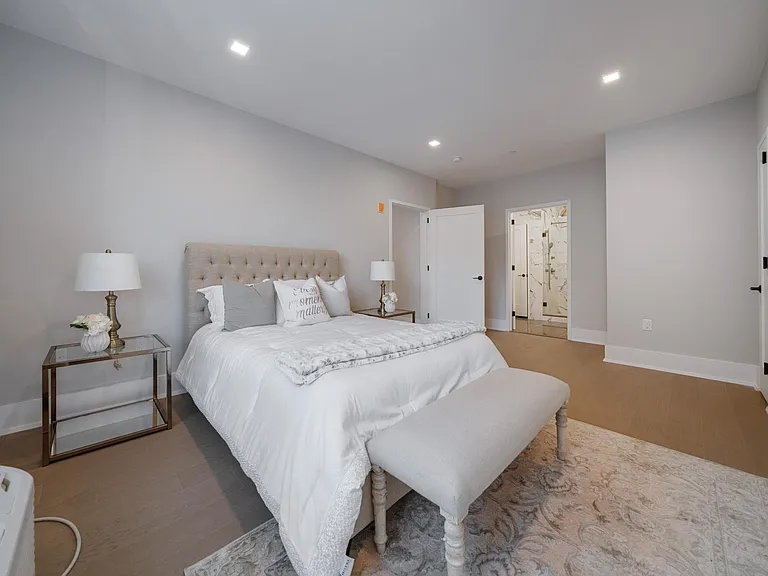 7101 River Rd — Photo 34