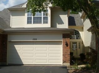 1522 Poplar Creek Dr, Hoffman Estates, IL 60169