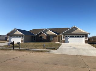 2702 Graham Dr, Sedalia, MO 65301