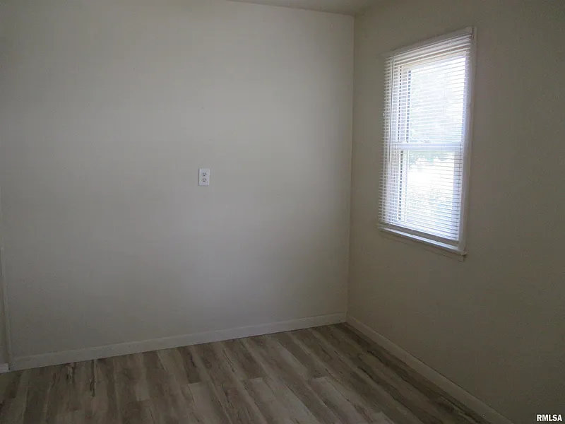 Thumbnail 19