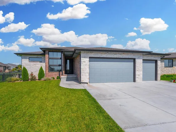 13906 E Willowgreen St, Wichita, KS 67230