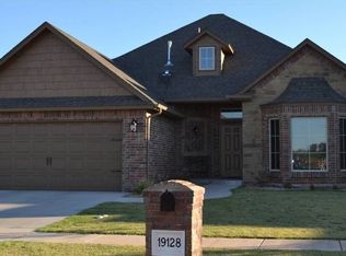 19128 Summer Grove Ave, Edmond, OK 73012