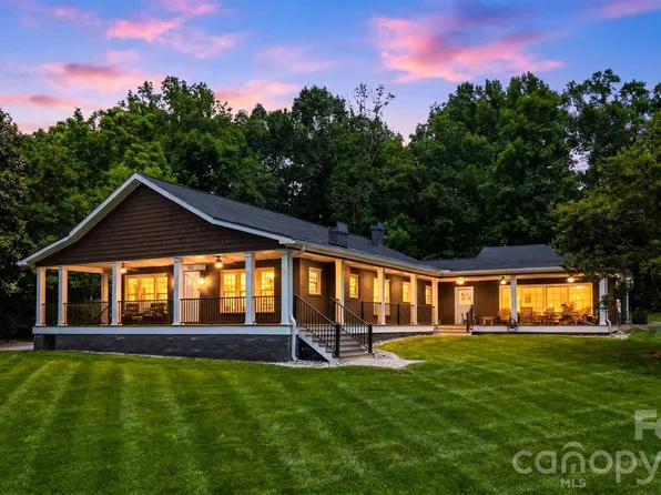 313 Italy St NE, Valdese, NC 28690
