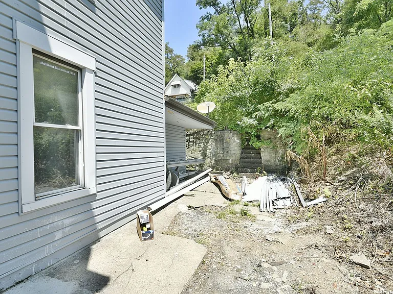 1103 Crosby St #2 — Photo 15