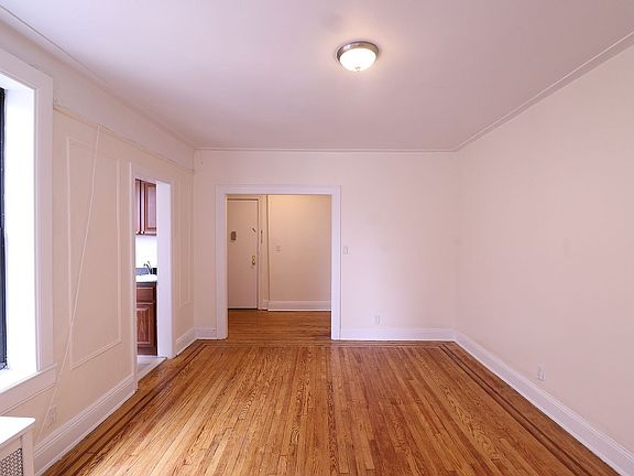 3rd image of 8602 Forest Pkwy APT 3I
