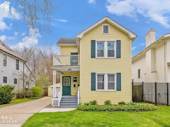 451 Saint Clair St, Grosse Pointe, MI 48230