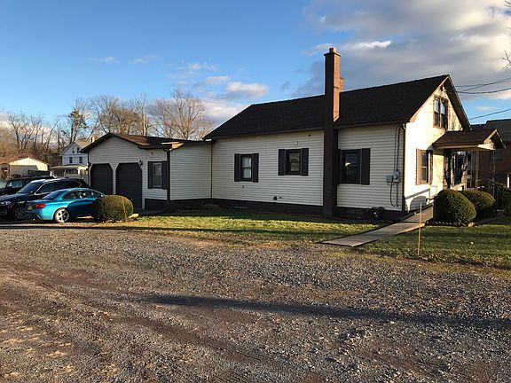 Oversized garage large drive