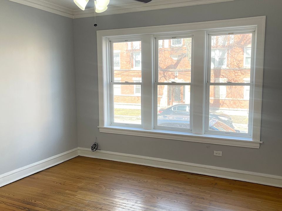 1st image of 5209 W Schubert Ave #1