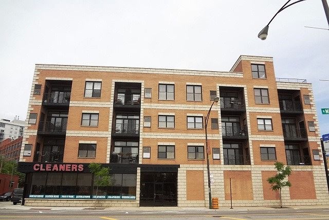 1st image of 651 N Milwaukee Ave APT 301
