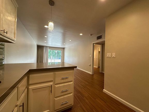 4th image of 2400 Q St APT 108