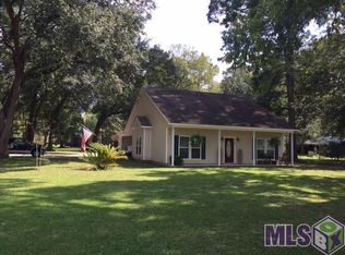 12188 Louis White Rd, Geismar, LA 70734