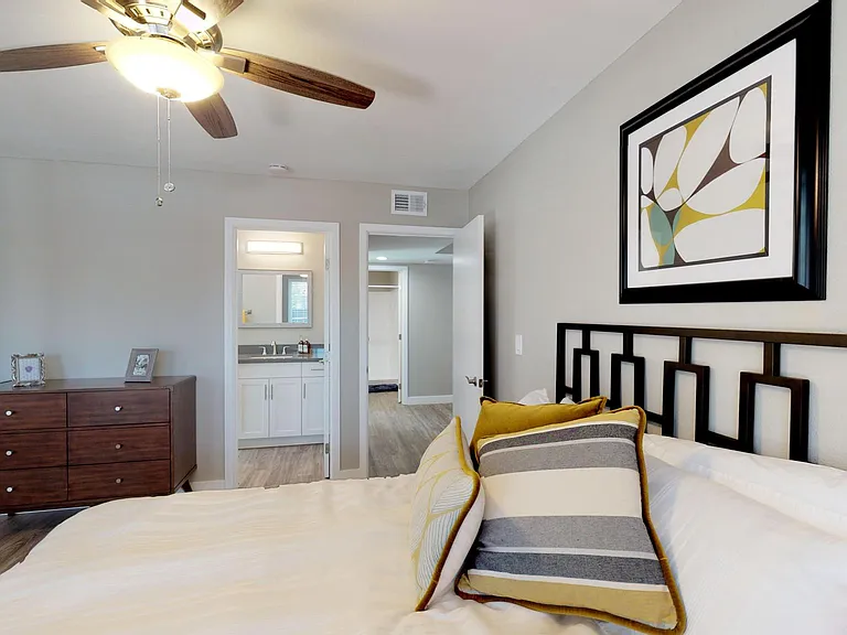 1170 Sumner Ave #12 — Photo 12