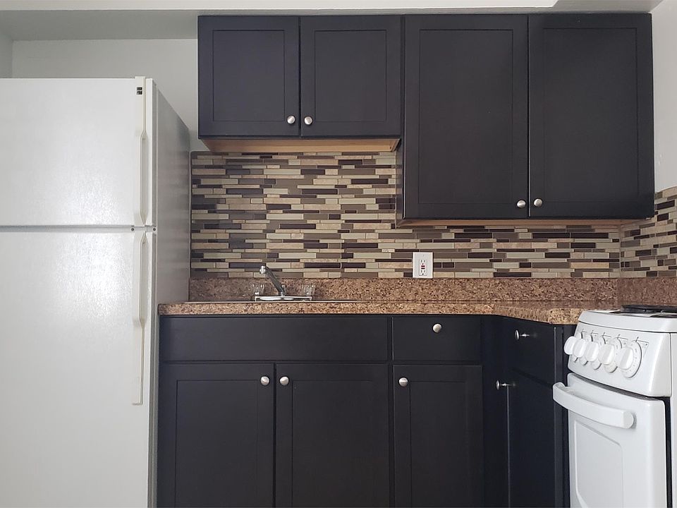 1st image of 3358 N 15th Ave APT 04