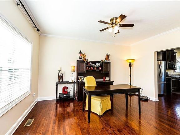 So many options for this room. The owners have it set up as an office/den space, but it could also be used as a sitting area or 