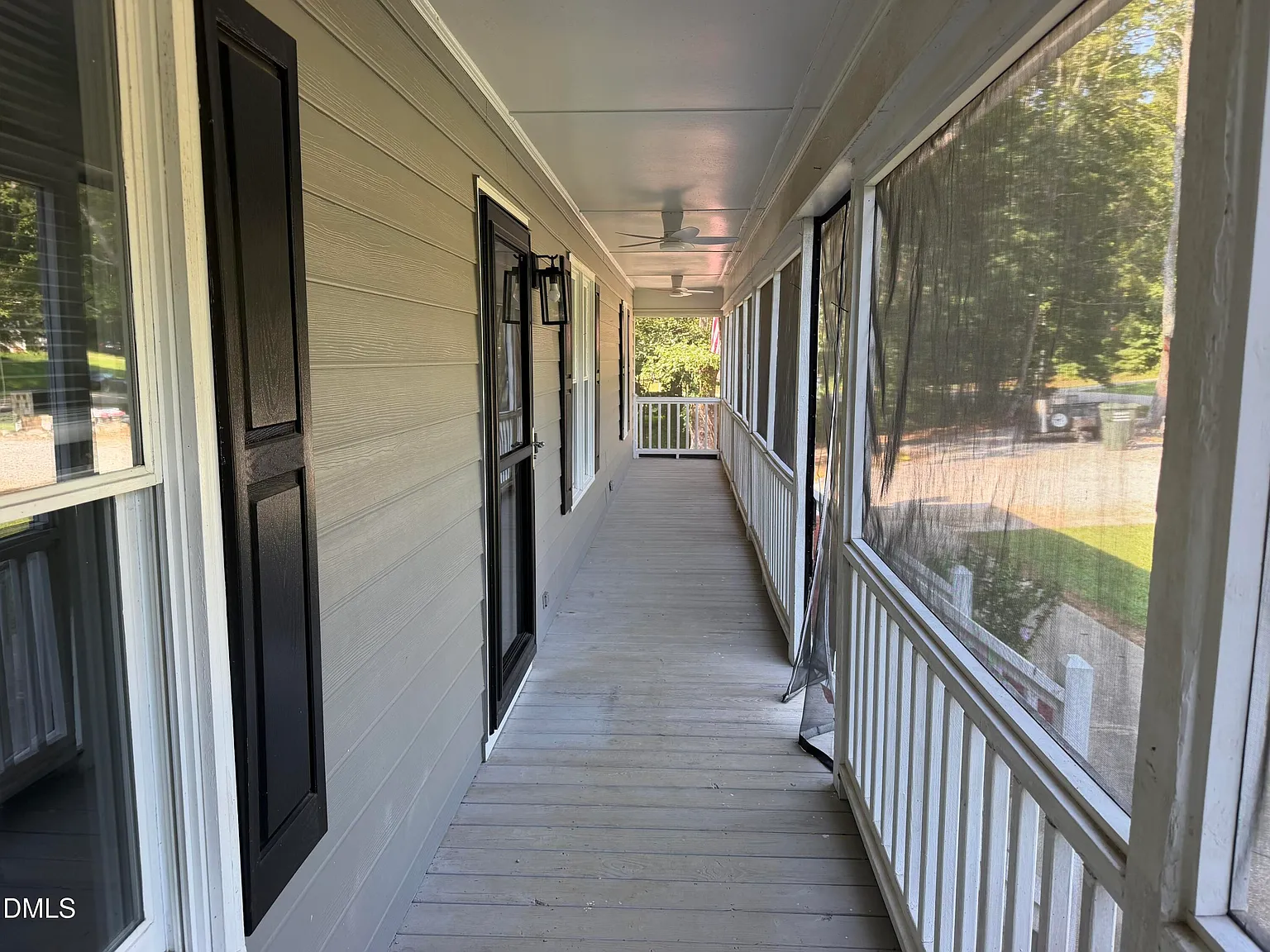 3 bed, 2.0 bath, 1366 sqft, $1,900 — Photo 4