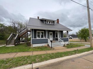 109 N Market St, Warrenton, MO