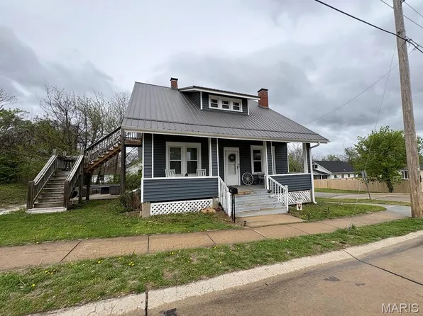 109 N Market St, Warrenton, MO 63383
