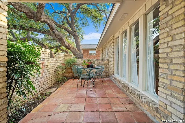 11643 Persuasion Dr — Photo 4