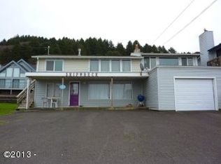 7236 NE Logan Rd, Lincoln City, OR 97367