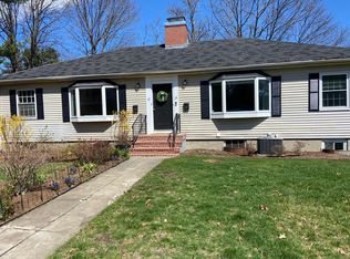 14 Troy Ln, Waban, MA 02468