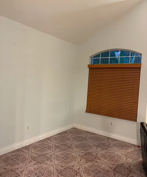 6105 Ambergrove St — Photo 31