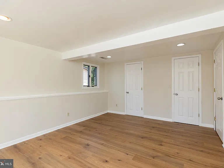 6013 Madeline Dr — Photo 4