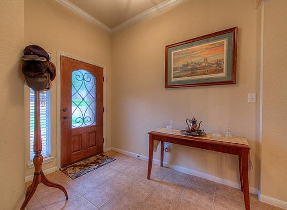 5th image of 2706 Culver Cliff Ln