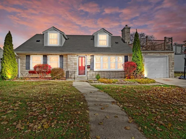 1530 East Tripoli AVENUE, Milwaukee, WI 53207