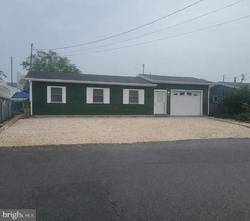 1st image of 132 Morton Dr