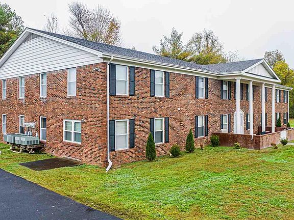 4th image of 640 Oakcrest Dr