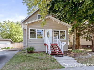 314 S Beacon Blvd, Grand Haven, MI, 49417