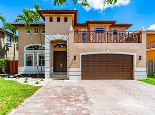 16523 SW 66th St, Miami, FL 33193