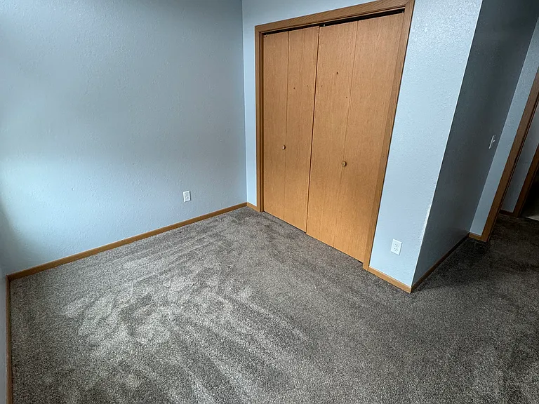 509 1/2 Sinclair Lewis Ave #1 — Photo 6