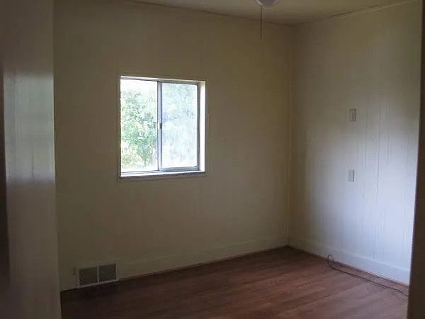 2 bed, 750 sqft, $900 — Photo 4