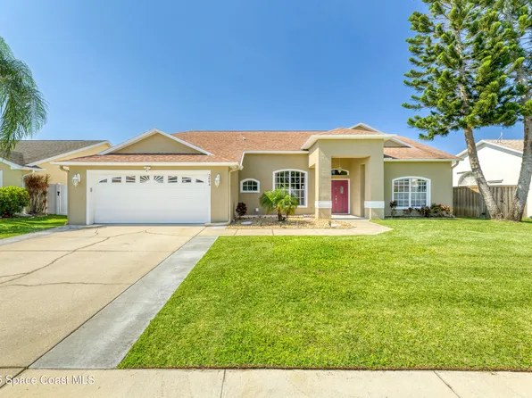 3664 Long Leaf Dr, Melbourne, FL 32940