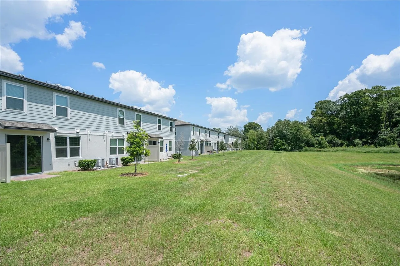 3 bed, 1496 sqft, $1,950 — Photo 4