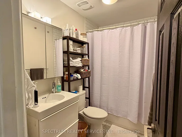 92 Caroline Ave #2 — Photo 8